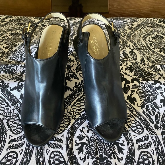 Black  Peekaboo Toe size 6.5 - Sling Back Platform Heels - Naturalizer No 5 - Picture 3 of 6
